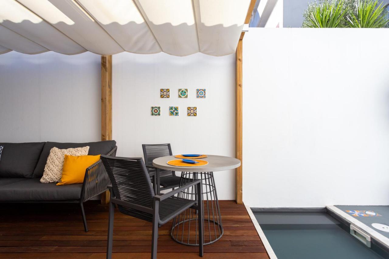 ליסבון Stupendo- Two Rooms, Patio With Refreshing Pond-Center-Air Conditioning-Free Park מראה חיצוני תמונה